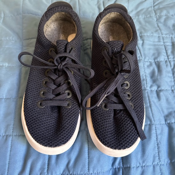 Navy Blue Allbirds W sz 8 - Picture 2 of 5